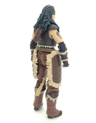 Dungeons & Dragons Honor Among Thieves Golden Archive Holga 6″ Figure w/ Knife