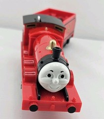 Trackmaster Thomas & Friends “James” Motorized Train Tomy Britt Allcroft 1994