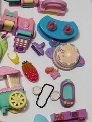 My Little Pony Lot Of 33 Various Size Ponies Plus Many Accessories
