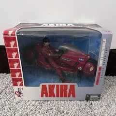 Akira Kaneda Motorcycle Akira Deluxe Boxed Set Action Figure 2001