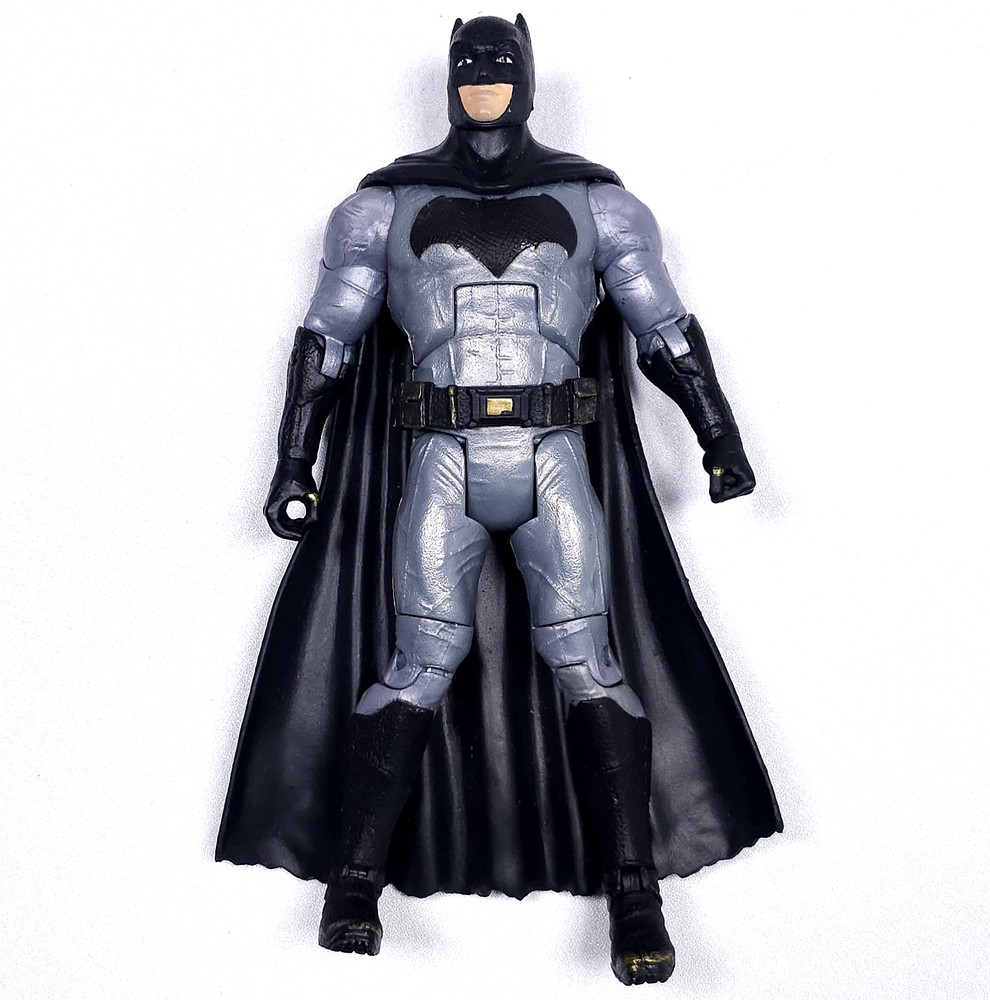 Batman (Batman v Superman)Comics Multiverse 6″ Action Figure Mattel 2015 Toy
