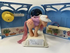 My Little Pony G1 Pretty Parlor Hasbro 1983 Vintage MLP Italian Peachy Italy