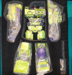 Generation Toy GT99 ReBuilder 6 figure combiner