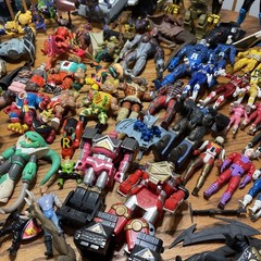 100+ 90’s loose action figure lot Snake Man Capcom Mega Man, Bandai, TMNT Marvel