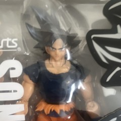 S.H.Figuarts Son Goku Ultra Instinct Sign Action Figure – Event Exclusive Color
