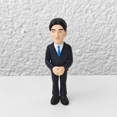 Minix FIFA World Cup 2026 Figure – Croatia Team: Coach Zlatko Dalić (7 cm/2.8″)