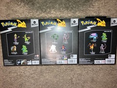 Jazwares Pokémon Entei Suicune Raikou Select Trainer Series