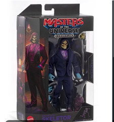 MATTEL MASTERS OF THE UNIVERSE CHRONICLES EXCLUSIVE DREAM DATE SKELETOR IN HAND