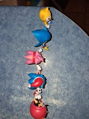 Jakks Pacific Sonic Figure lot 2.5in (7 figures) All In Mint Condition!