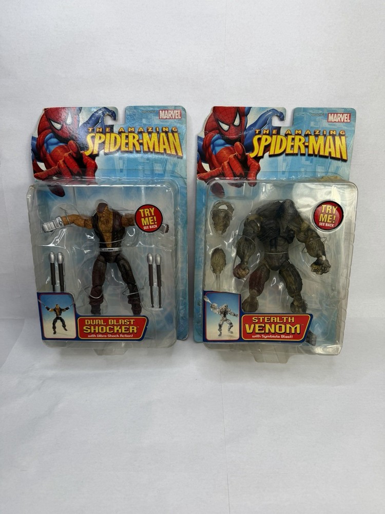 TOY BIZ AMAZING SPIDER-MAN STEALTH VENOM and DUAL BLAST SHOCKER ACTION FIGURE