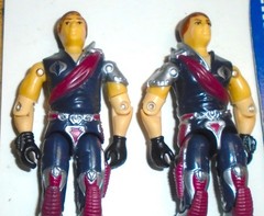 ACTION FIGUREs 2002 G.I. Joe Xamot And Tomax V2 with Accessories + Full Cardback