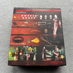 Mezco One:12 Terrifier Art The Clown 6” Scale Action Figure