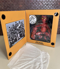 RARE Mondo Baby Hellboy 1/6 Scale Figure (2016) Mike Mignola Collab NEW IN BOX