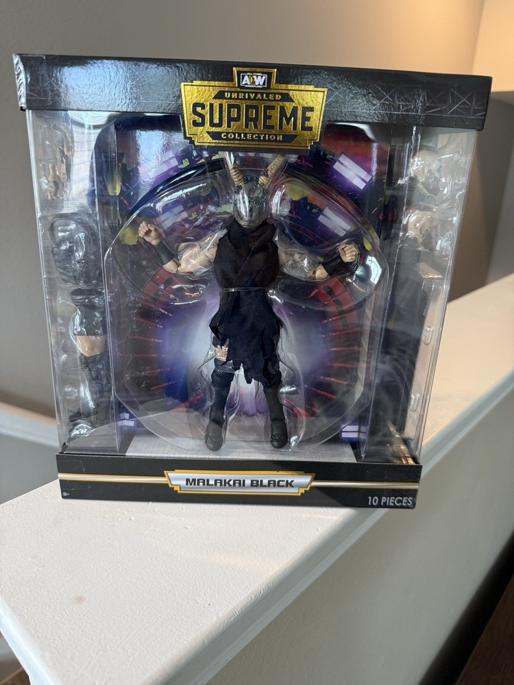 AEW Unrivaled Supreme Collection Malakai Black Figure Series 2 Aleister Black