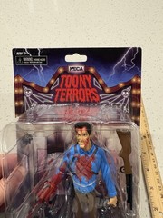 NECA Toony Terrors The Evil Dead Ash Action Figure New in Package
