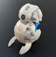 Bakugan Scraper White Blue Pearl Haos New Vestroia 580g