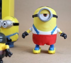 Universal Studios Park Exclusive Play Set 5 Figurines New + Lot of 14 Minions