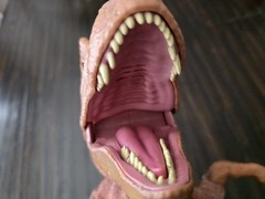 Jurassic Park World Real FX Baby T-Rex Tyrannosaurus Dinosaur Puppet SEE VIDEO