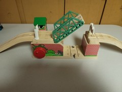 Thomas Wooden Railway Lifting Bridge & Ascending Tracks VG Condition