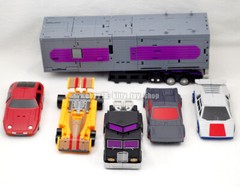 Pocket Size Small Scale MFT Car Plane Vehicle Combined Robot Destroyer Figures