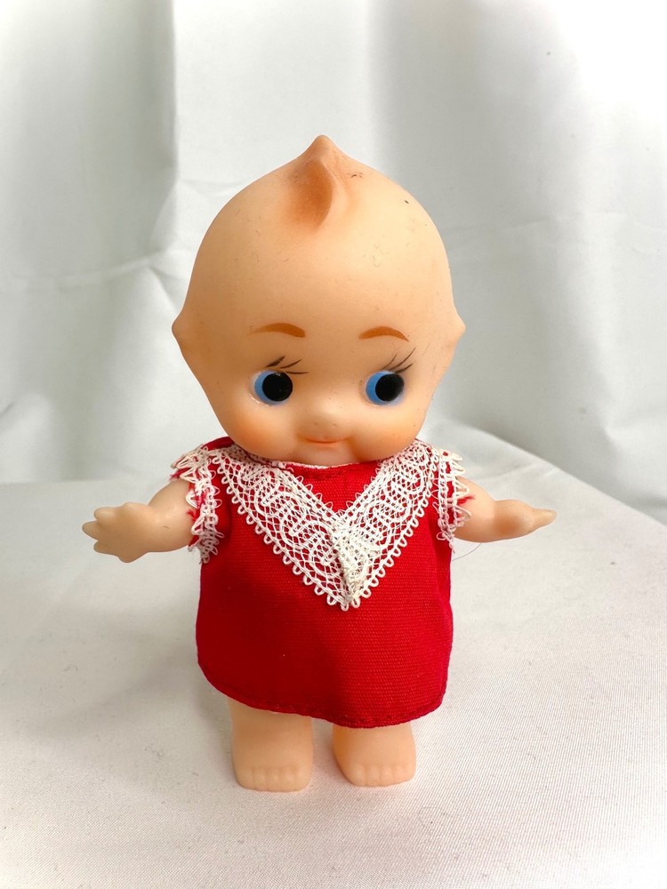 VINTAGE KEWPIE WITH RED DRESS COIN BANK DOLL SOFT VINYL TOY JAPAN SOFUBI