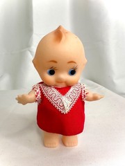 VINTAGE KEWPIE WITH RED DRESS COIN BANK DOLL SOFT VINYL TOY JAPAN SOFUBI
