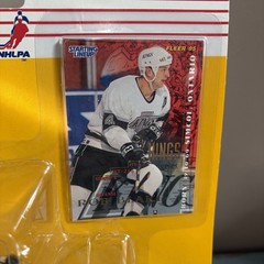 Rob Blake Los Angeles Kings – Vtg Starting Lineup 1995 Edition – NEW Sealed