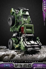 New Transformation toys Dream Star Toys DST02-001 Shovel Fighter Figure In Stock