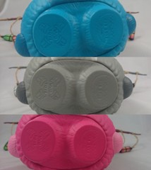 Luna 3 colorway lot 6.5-inch vinyl figure by The Bots Blue Pink Gray Urban daily
