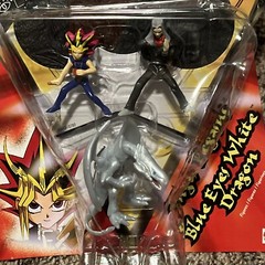 Yu-Gi-Oh! Yugi, Pegasus, Blue Eyes White Dragon Figure 3 Pack (Series 1)