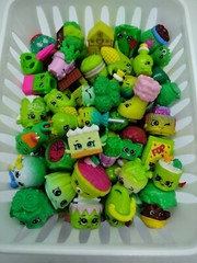 SHOPKINS Lot of 25 Random Pick Mixed colors Seasons 1 2 3 4 5 6 7 8 9+