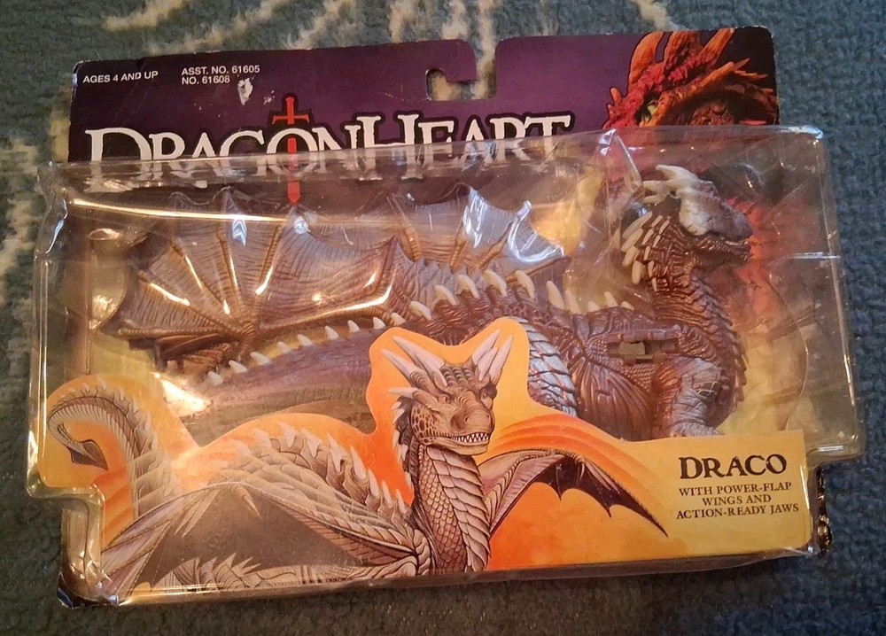 Kenner 1995 DragonHeart Draco 9″ Dragon Power Flap Wings & Action Ready Jaws NIB