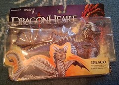 Kenner 1995 DragonHeart Draco 9″ Dragon Power Flap Wings & Action Ready Jaws NIB
