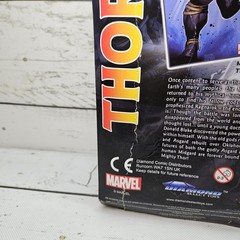 Diamond Select Marvel Select Thor 2019 Collector Edition 7″ Adjustable Figure