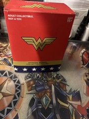 Wonder Woman Figure Loot Crate 2021 Exclusive Original DC Comics Collectible NIB
