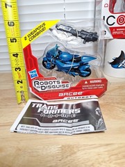 Transformers Prime Robots In Disguise Deluxe Class Autobot Arcee Figure New
