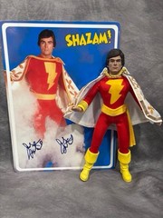 Custom SHAZAM CAPTAIN MARVEL Mego figure signed by actor JACKSON BOSTWICK 2xs!!