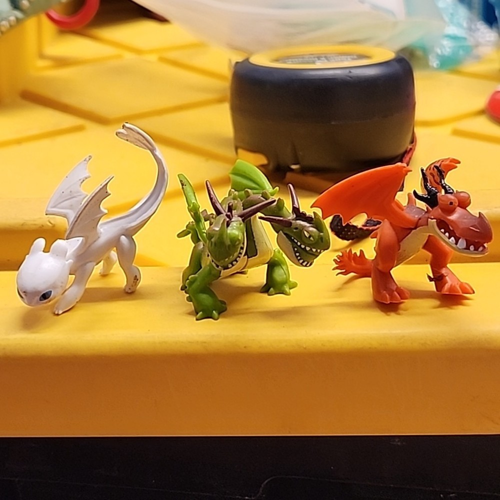 Lot Of 3 DreamWorks How to Train Your Dragon: Hidden World Mystery Blind Figures