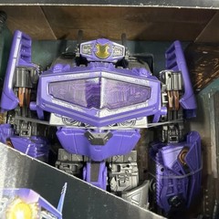 Transformers Shockwave Studio Series 110 Bumblebee Movie Voyager Class