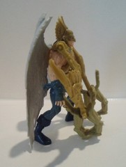 Hawkman action figure with wings and claw attachments – 5 1/2″ inches tall