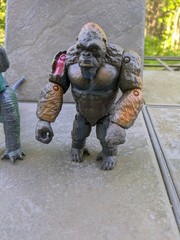 Lot of 2 Playmates Monsterverse Godzilla VS Kong Battle Damage 6″ ToHo Figures