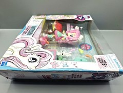My Little Pony G4 Equestria Girls Fluttershy Pet Spa NIB Friendship Is Magic