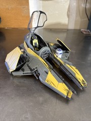 Hasbro 2004 Star Wars Revenge of the Sith Anakin’s Jedi Starfighter