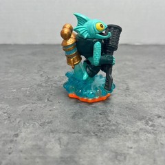Skylanders Spyro’s Adventure Gill Grunt Water Element Figure w Weapon Toy READ