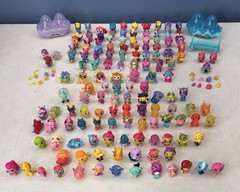 Lot Of 141 Mixed Hatchimals Colleggtibles: Purple, Gold, Silver, Green, Wings +