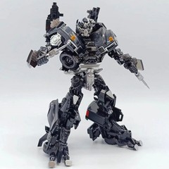 Ironhide GMC Sierra 1500 Deformable Mini Transformer Figure Toy