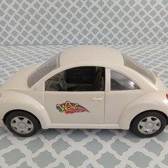 Lanard Toys Volkswagen VW Beetle Wow Action Girls White Car 1999 Vehicle