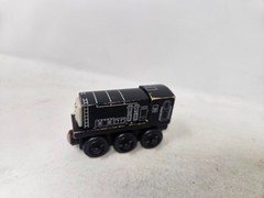 Thomas & Friends Wooden Railway Diesel Train Tank Engine GUC