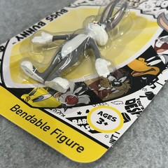 WARNER BROS LOONEY TUNES BUGS BUNNY BENDABLE FIGURE NIP