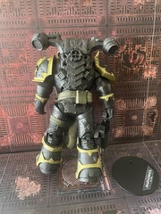 McFarlane Toys Warhammer 40,000 CHAOS SPACE MARINE 7″ 40k Loose Action Figure